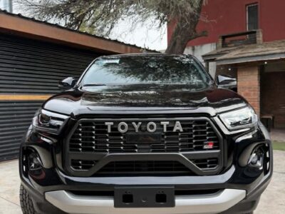 Toyota hilux gr 4 sport 2026 3.000km negra impecable