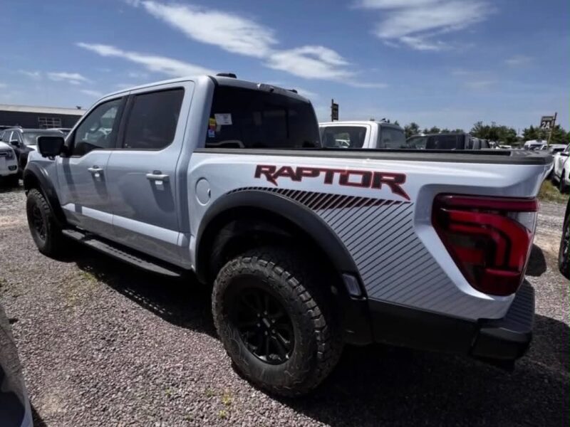 Ford F150 Raptor 3.5l v6 456hp blanca fisica